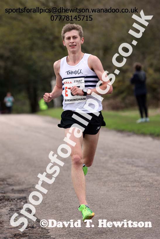 Senior mens English National 12 Stage Road Relay, 2016 English National 12 and 6 Stage Road Relays, Sutton Coldfield, Birmingham. Photo: David T. Hewitson/Sports for All Pics
